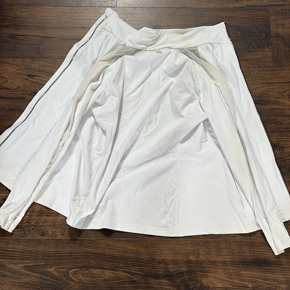 ALO yoga zip jacket with mesh detail. - Picture 7 of 7